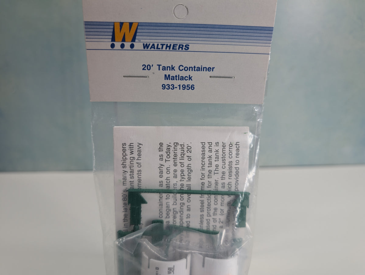 Walthers 933-1956 HO Scale 20' Tank Container Matlock KIT