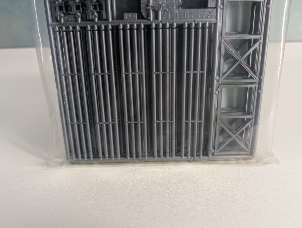 Walthers Cornerstone 933-3114 HO Scale Piping Kit KIT