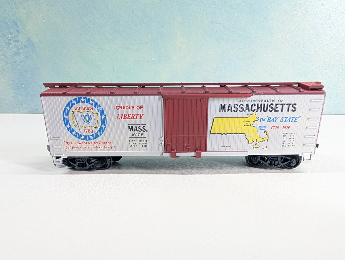 USED TRAIN MINIATURE HO Scale State Car Massachusetts MASS #10106