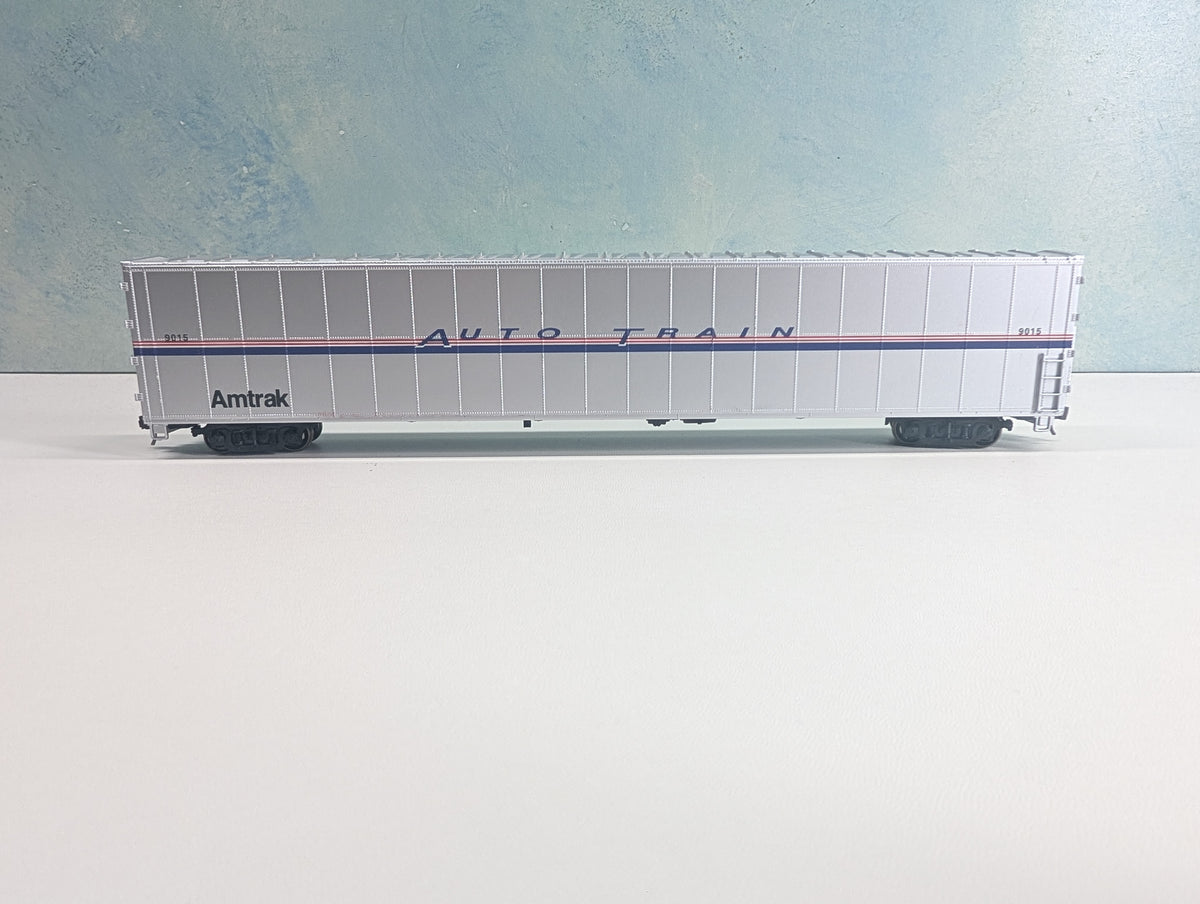 USED Walthers HO Scale 75' Auto Train, Auto Carrier Amtrak #9015 Metal Wheels