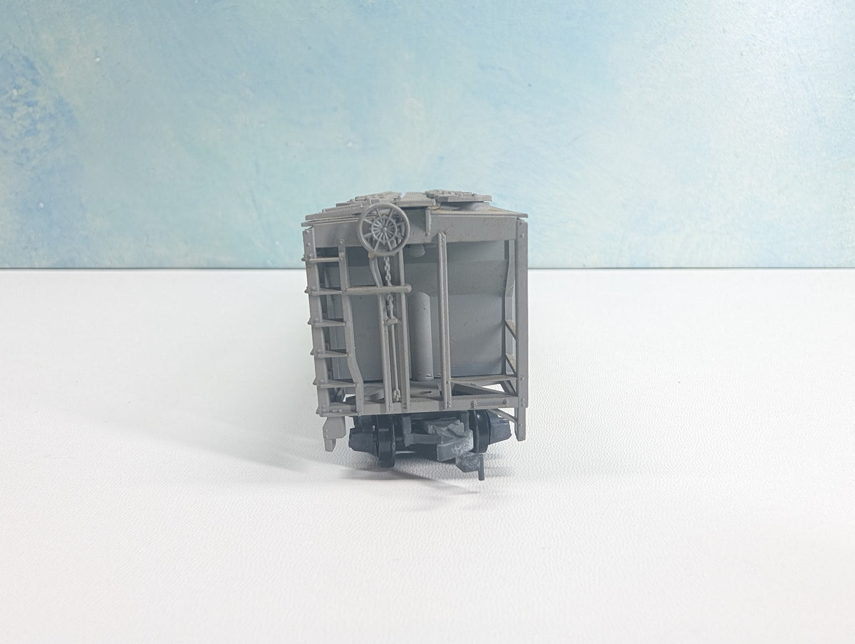 USED HO Scale Covered Hopper Norfolk & Western N&W #76560