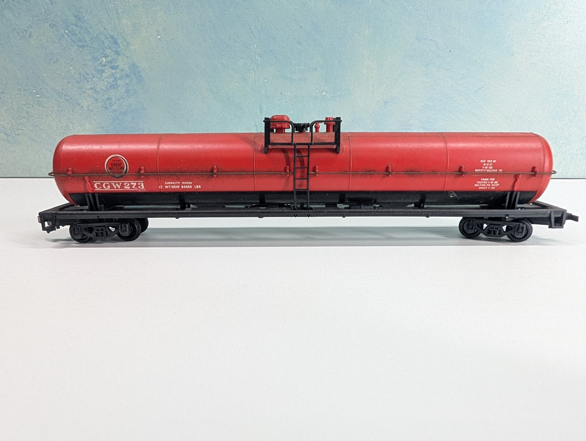 USED Lima HO Scale 62' Tank Car Chicago Great Western CGW #273