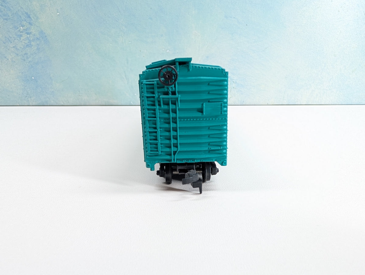USED Athearn HO Scale 50' Box Car Penn Central PC #142770