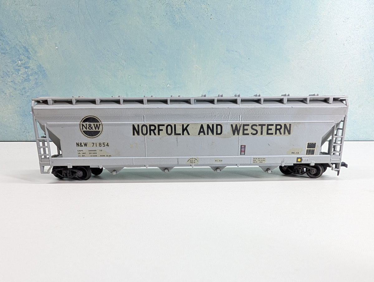 USED HO Scale Covered Hopper Norfolk & Western NW #71854