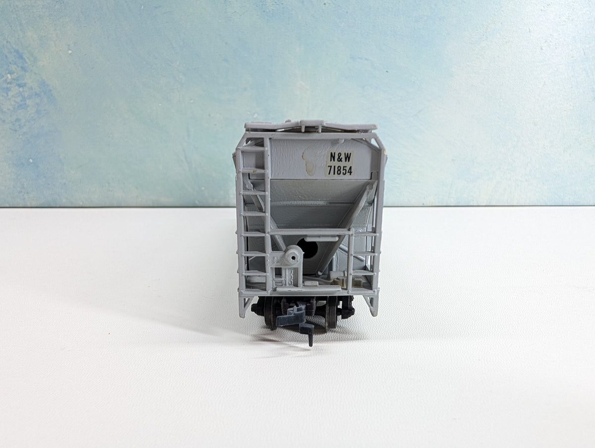 USED HO Scale Covered Hopper Norfolk & Western NW #71854