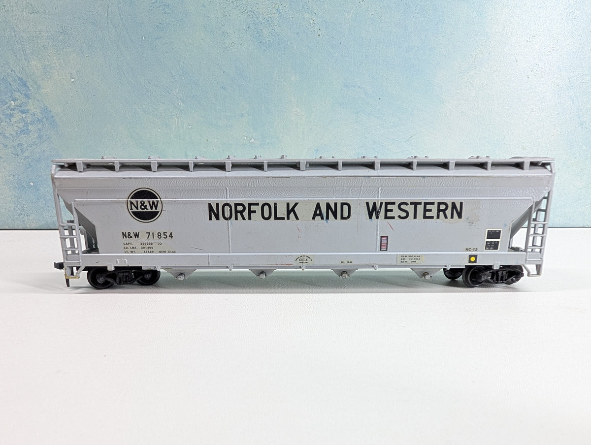 USED HO Scale Covered Hopper Norfolk & Western NW #71854