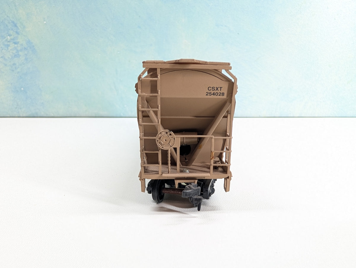 USED HO Scale Covered Hopper CSX CSXT #254028