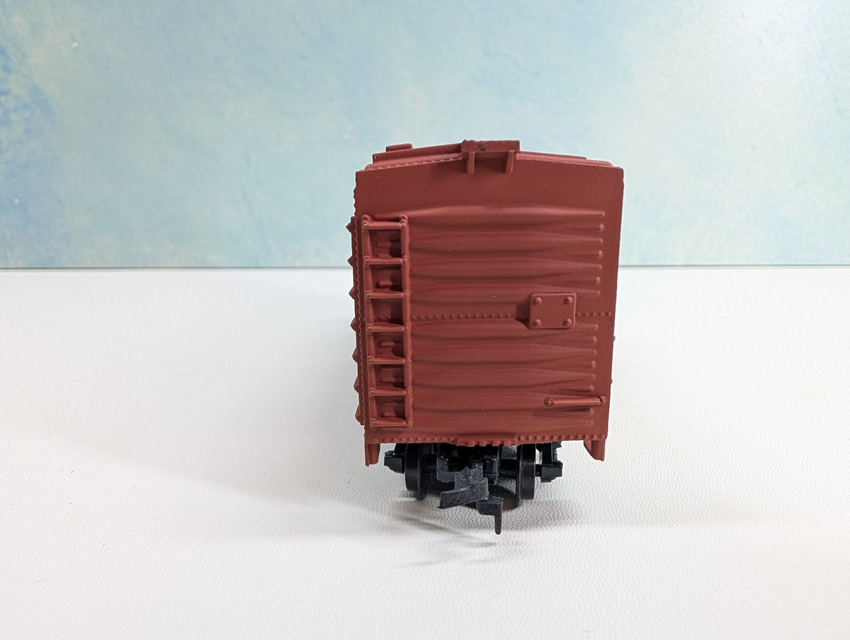 USED HO Scale 40' Box Car Central Vermont CV #42019