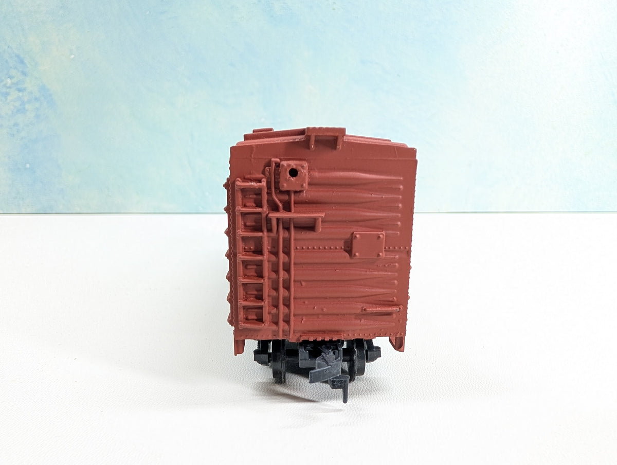 USED HO Scale 40' Box Car Central Vermont CV #42019