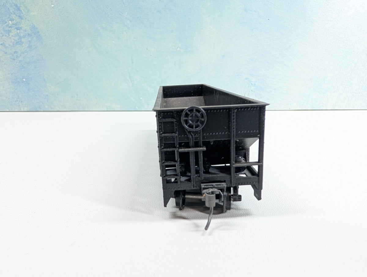 USED Roundhouse HO Scale Quad Hopper CSX C&O #141450