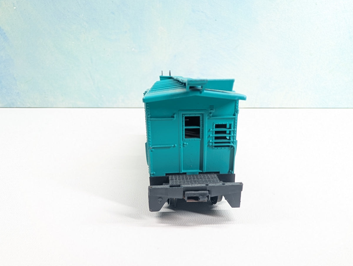 USED Athearn HO Scale Bay Window Caboose P&LE #312