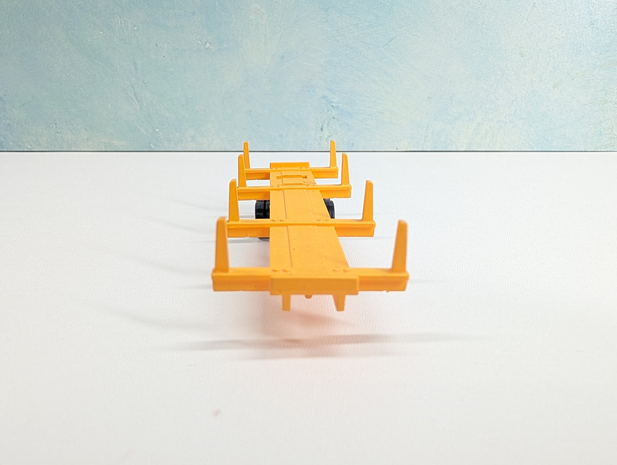 USED Cox HO Scale Stake Trailer
