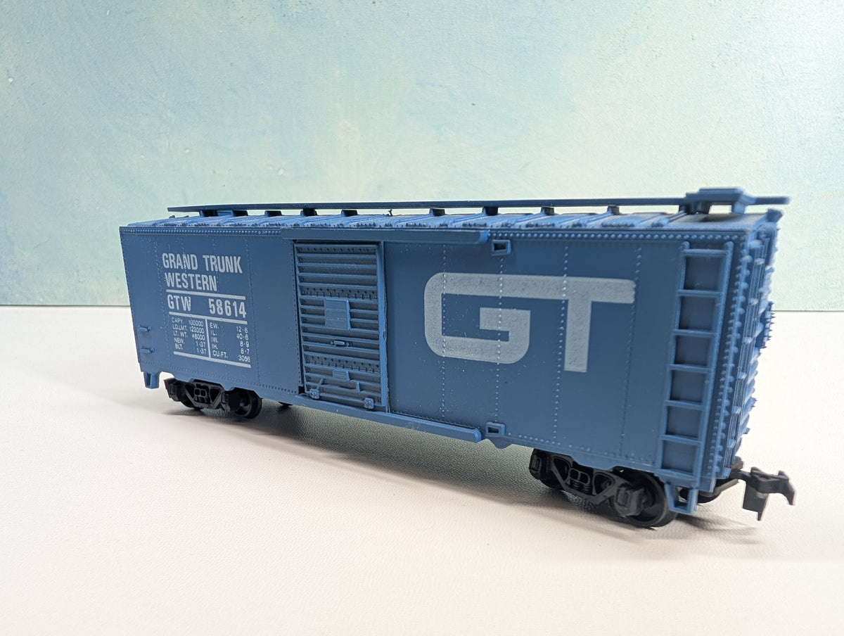 USED Lionel HO Scale 40' Box Car Grand Trunk Western GTW #58614