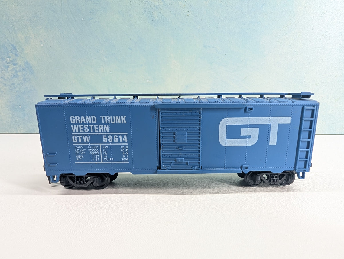 USED Lionel HO Scale 40' Box Car Grand Trunk Western GTW #58614