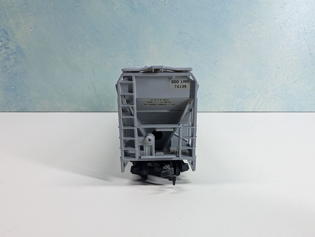 USED HO Scale ACF Centerflow Covered Hopper SOO Line #74139