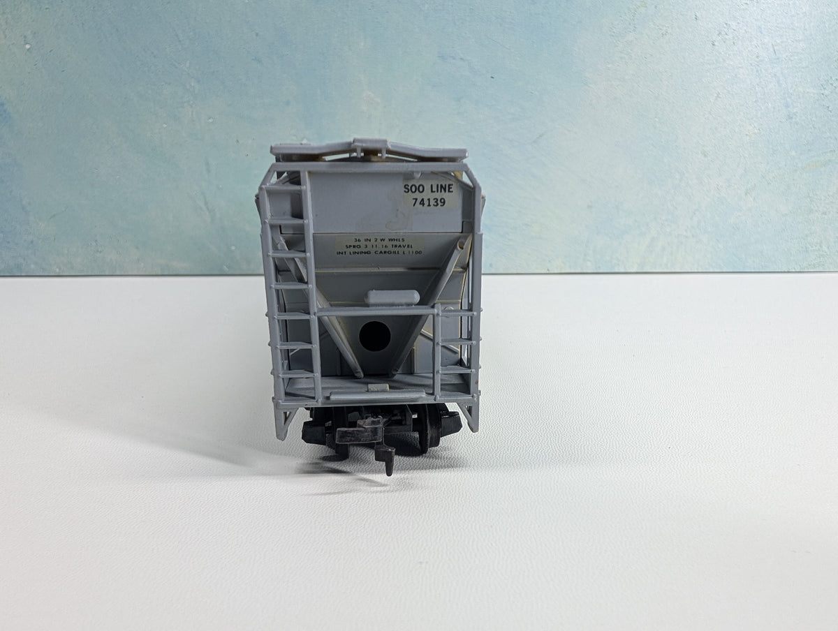 USED HO Scale ACF Centerflow Covered Hopper SOO Line #74139
