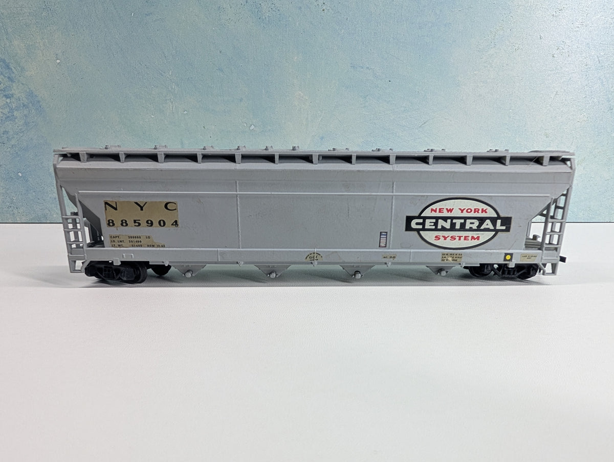 USED HO Scale ACF Centerflow Covered Hopper New York Central NYC #885904