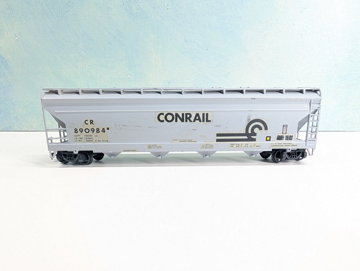 USED HO Scale Covered Hopper Conrail CR #890984