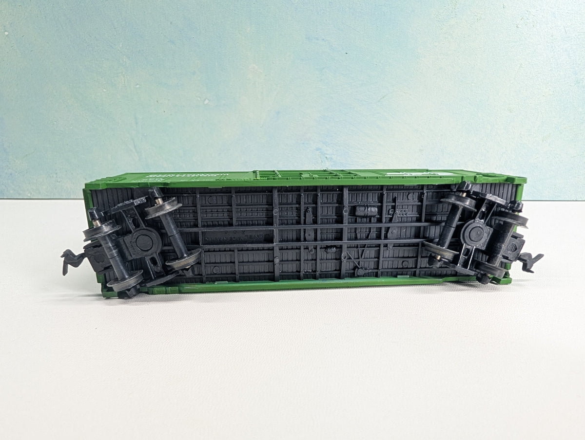 USED Lionel HO Scale 40' HI-Cube Box Car Burlington Northern BN #8712