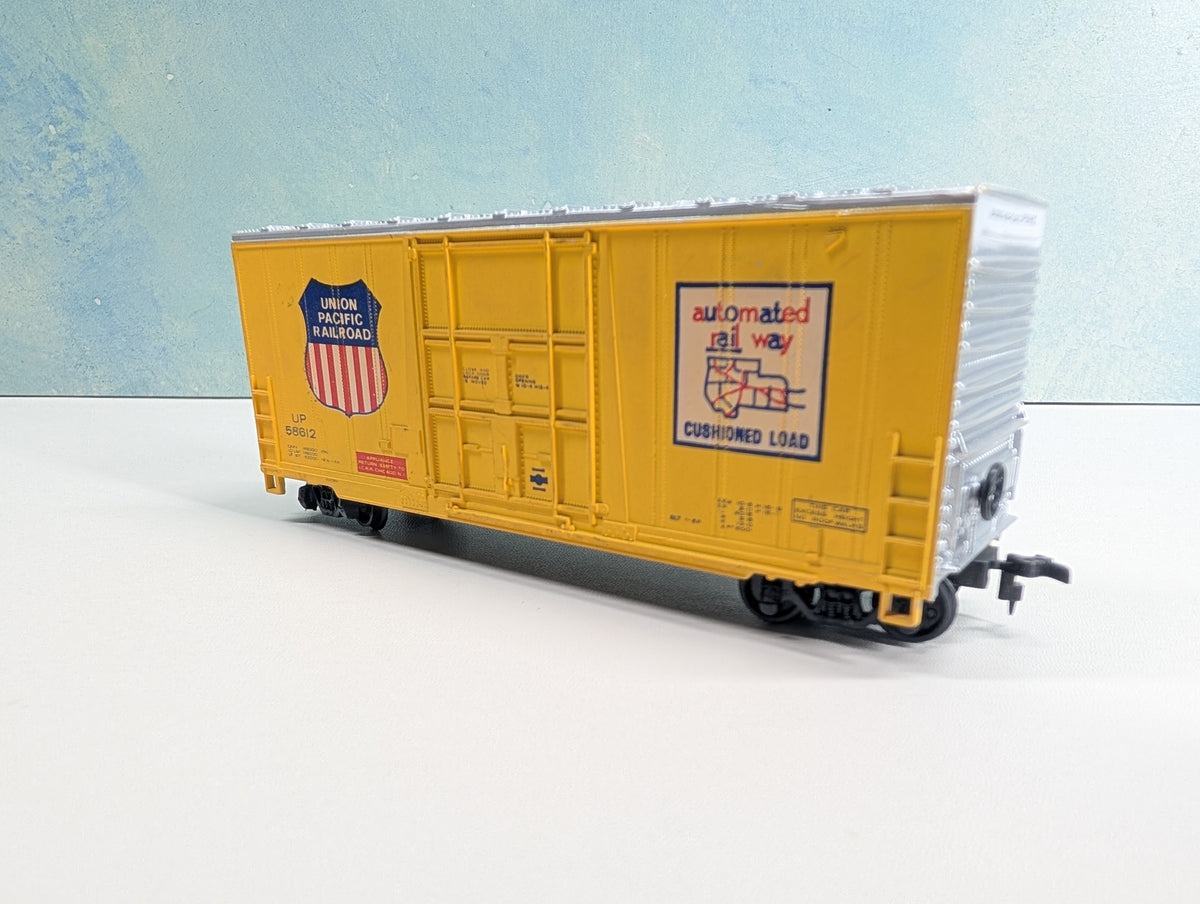 USED Lionel HO Scale 40' HI-Cube Box Car Union Pacific UP #58612