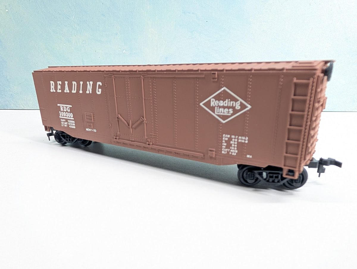 USED HO Scale 50' Box Car Reading RDG #109300