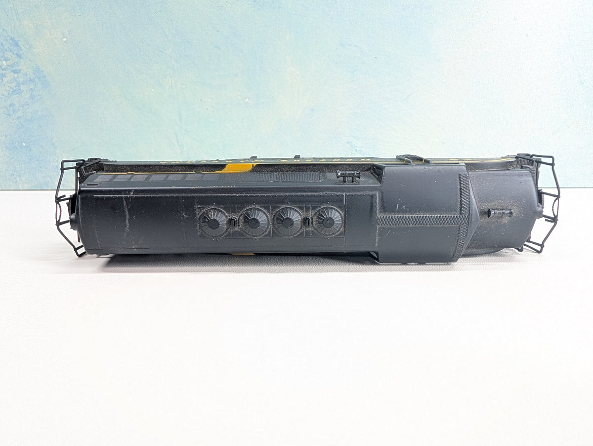 USED AHM HO Scale BL-2 Diesel Locomotive Western Maryland #82 Tested! DC