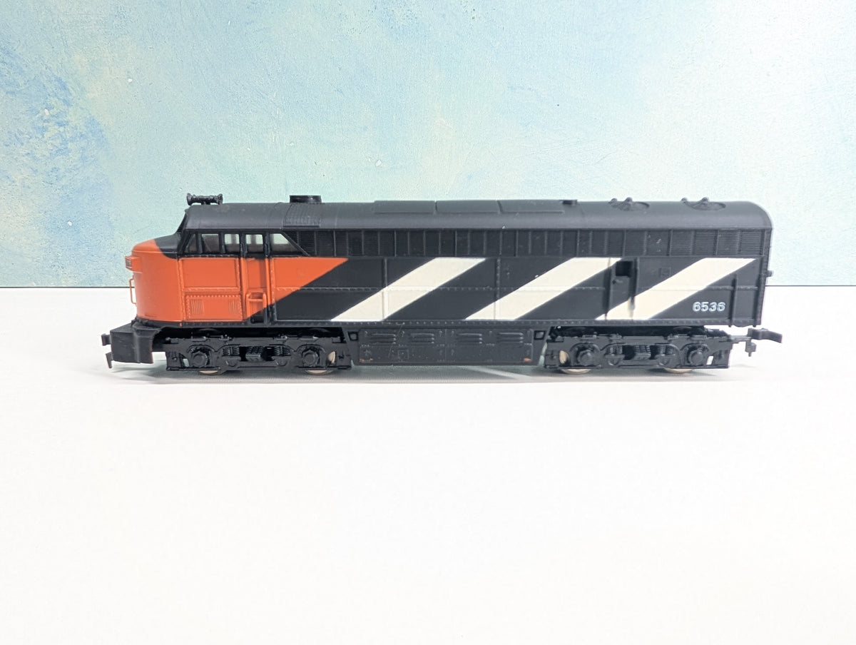 USED AHM HO Scale FM C-Liner Diesel Locomotive Canadian National #6536 Tested! DC