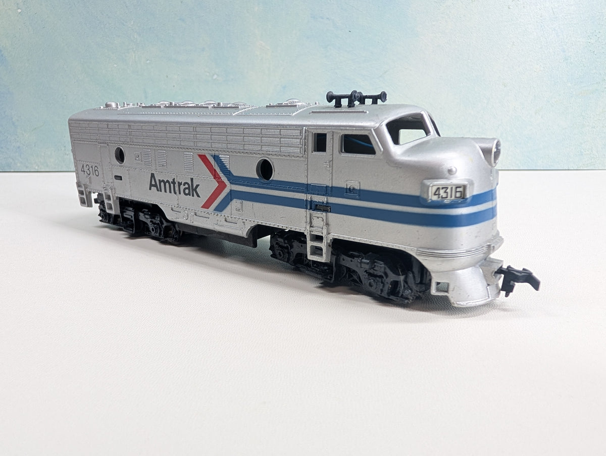 USED Tyco HO Scale F9 Diesel Locomotive Amtrak #4316 Tested! DC