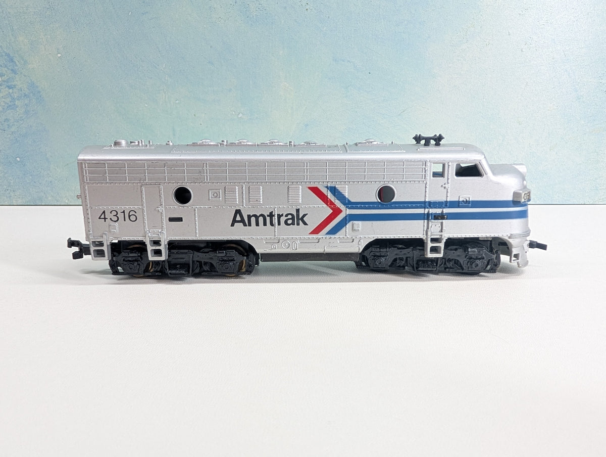 USED Tyco HO Scale F9 Diesel Locomotive Amtrak #4316 Tested! DC