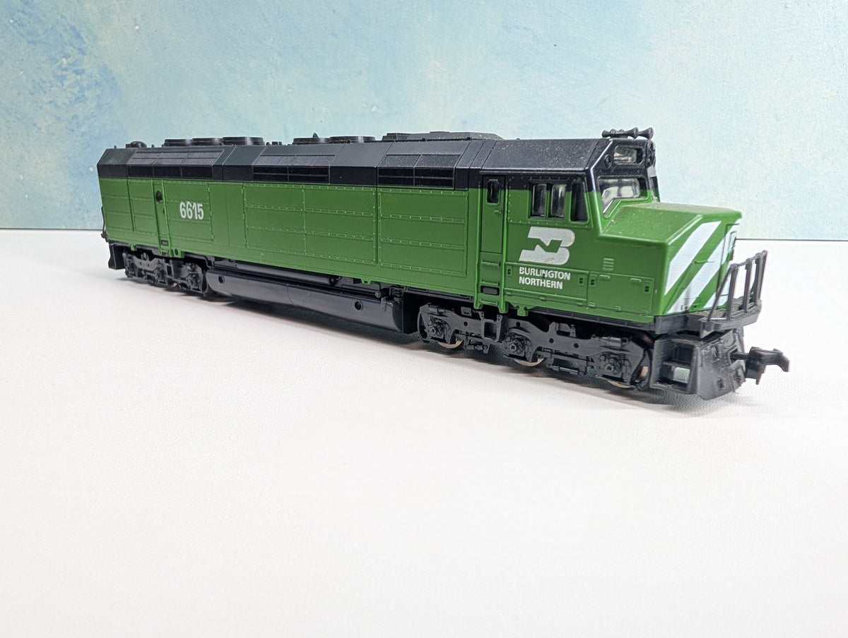 USED Lima HO Scale FP45 Diesel Locomotive Burlington Northern BN #6615 Non-Powered