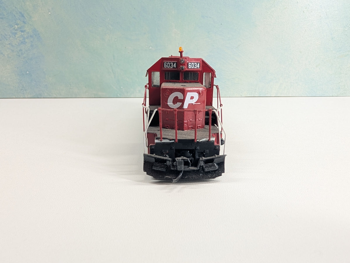 USED Athearn HO Scale SD40-2 Diesel Locomotive CP Rail #6034 Non-Powered