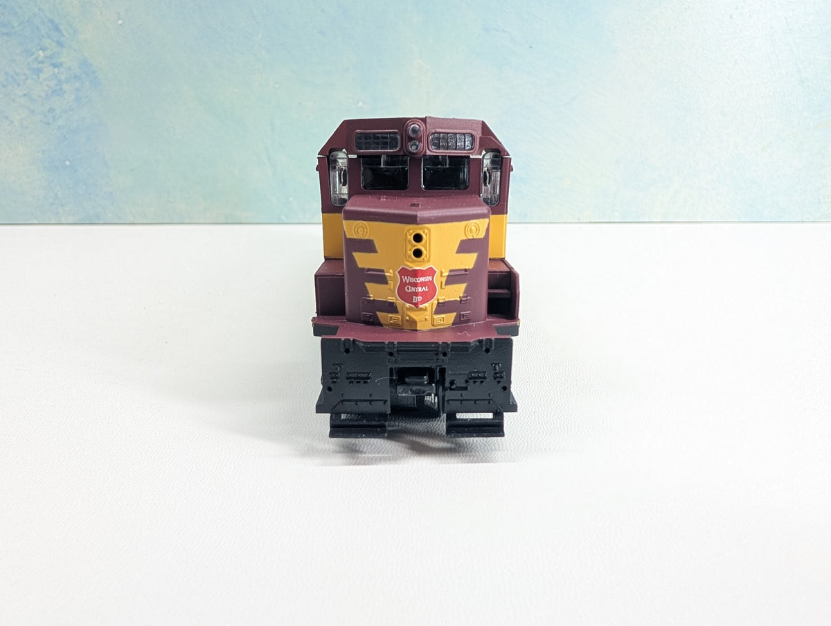 USED Athearn 4194 HO Scale SD45 Diesel Locomotive Wisconsin Central #6524 Non-Powered KIT