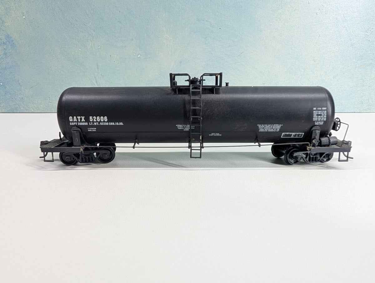 USED Roundhouse HO Scale Tank Car GATX #52606