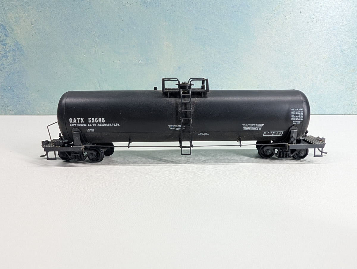 USED Roundhouse HO Scale Tank Car GATX #52606