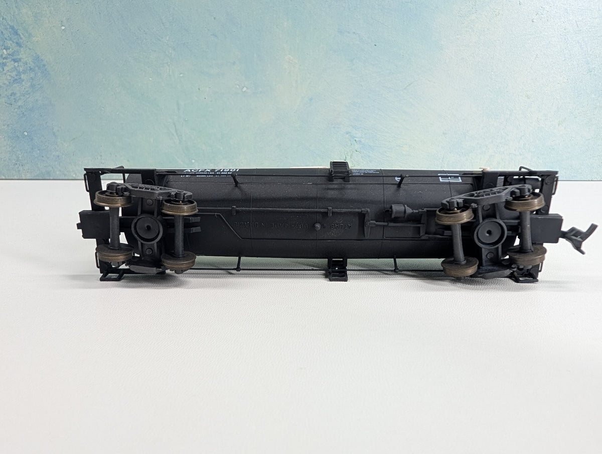 USED Atlas HO Scale Tank Car Engelhard ACFX #71901
