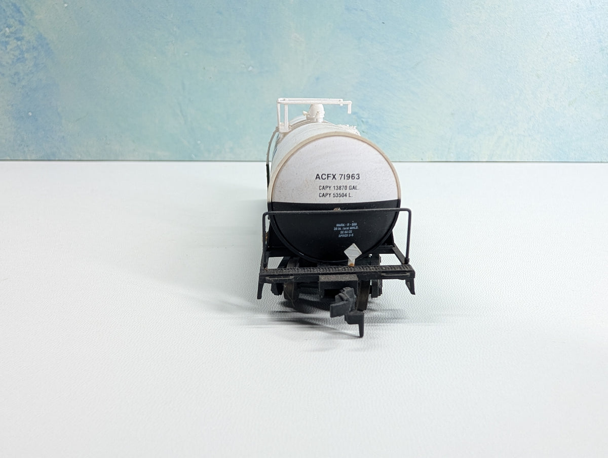 USED Atlas HO Scale Tank Car Engelhard ACFX #71963