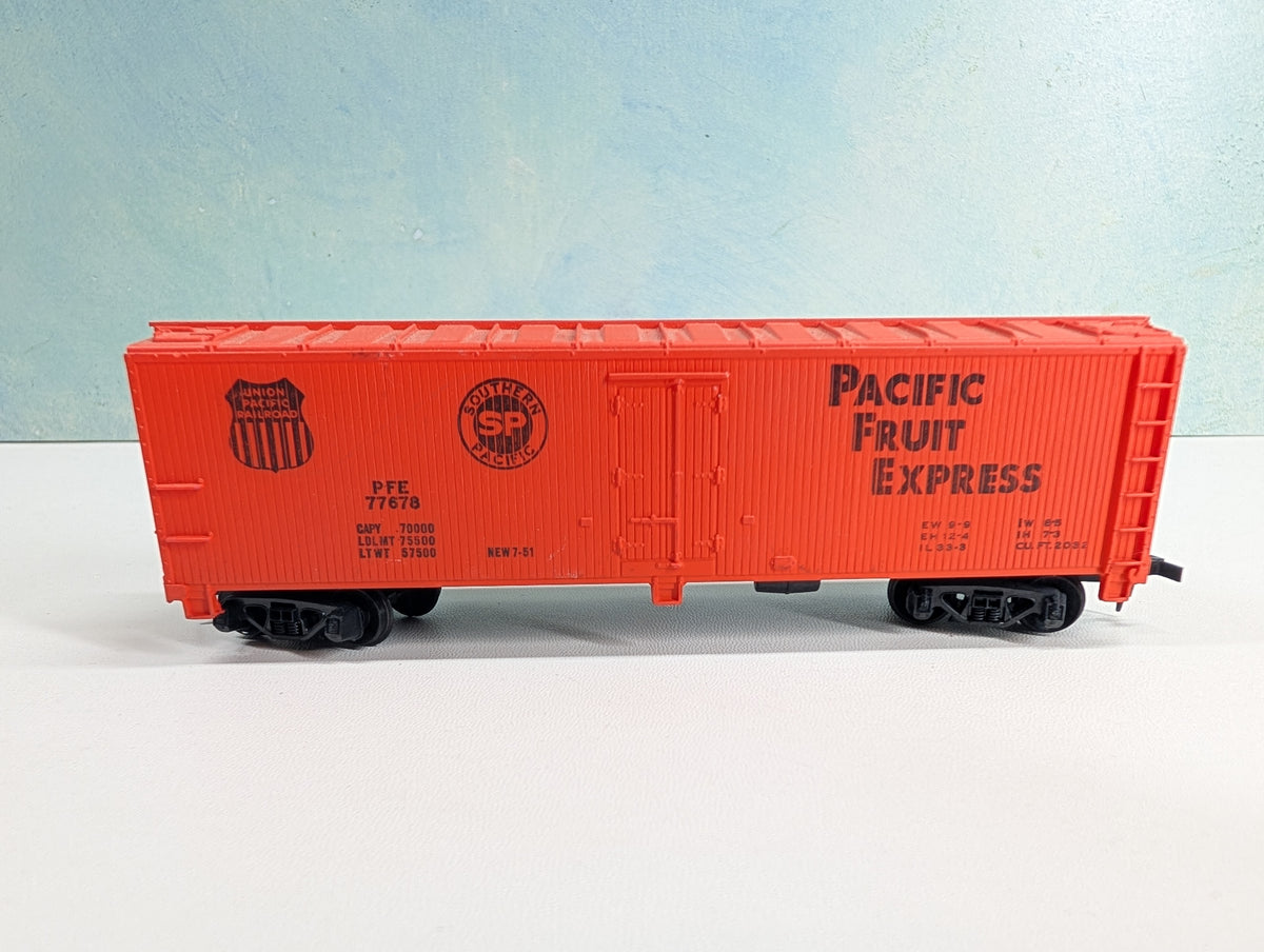 USED Mantua HO Scale 40' Box Car Pacific Fruit Express PFE #77678