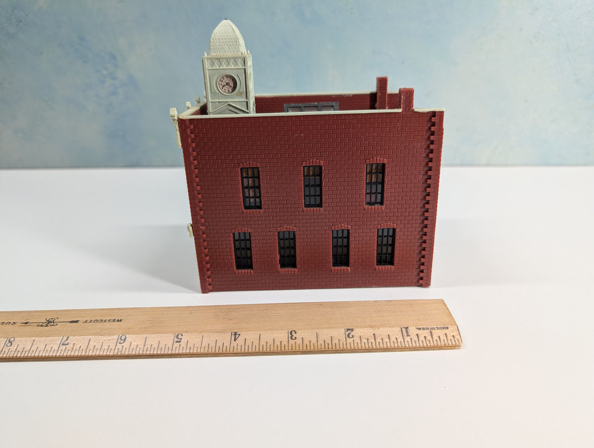 USED HO Scale Brick Storefront w/ Clock
