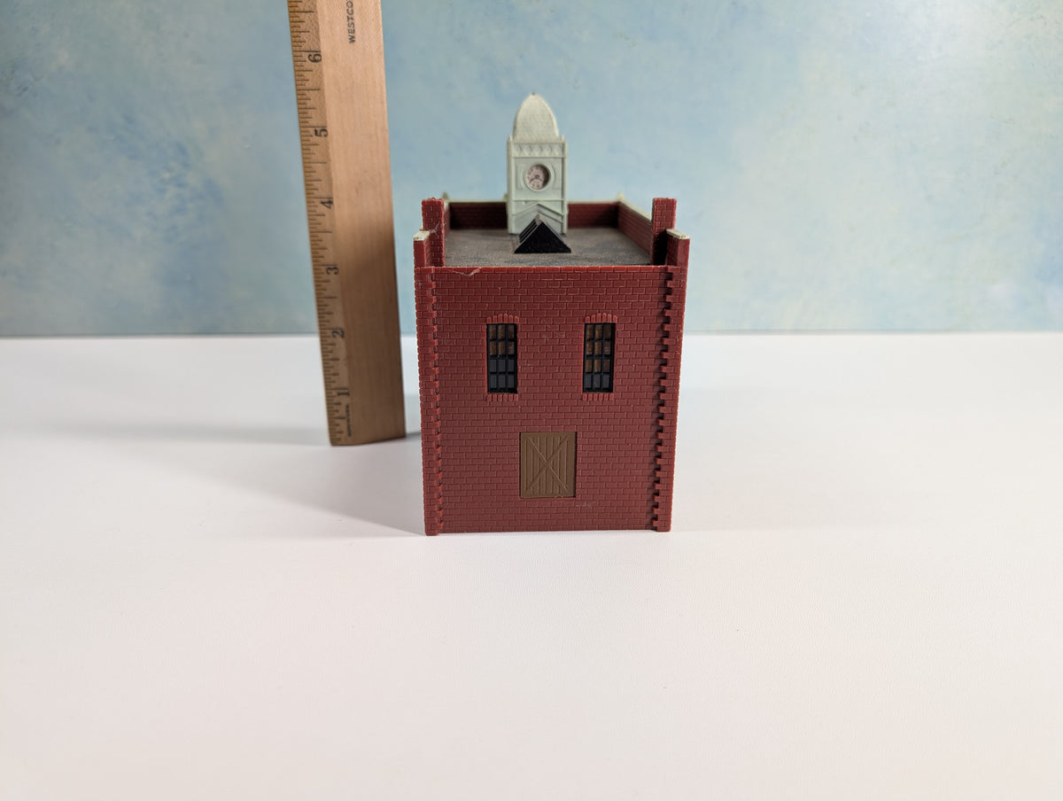 USED HO Scale Brick Storefront w/ Clock