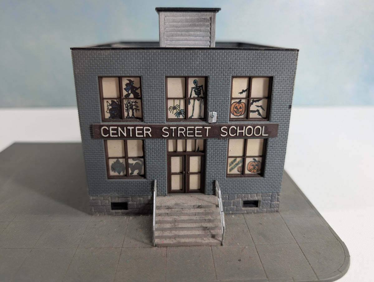 USED Tyco HO Scale Center Street School