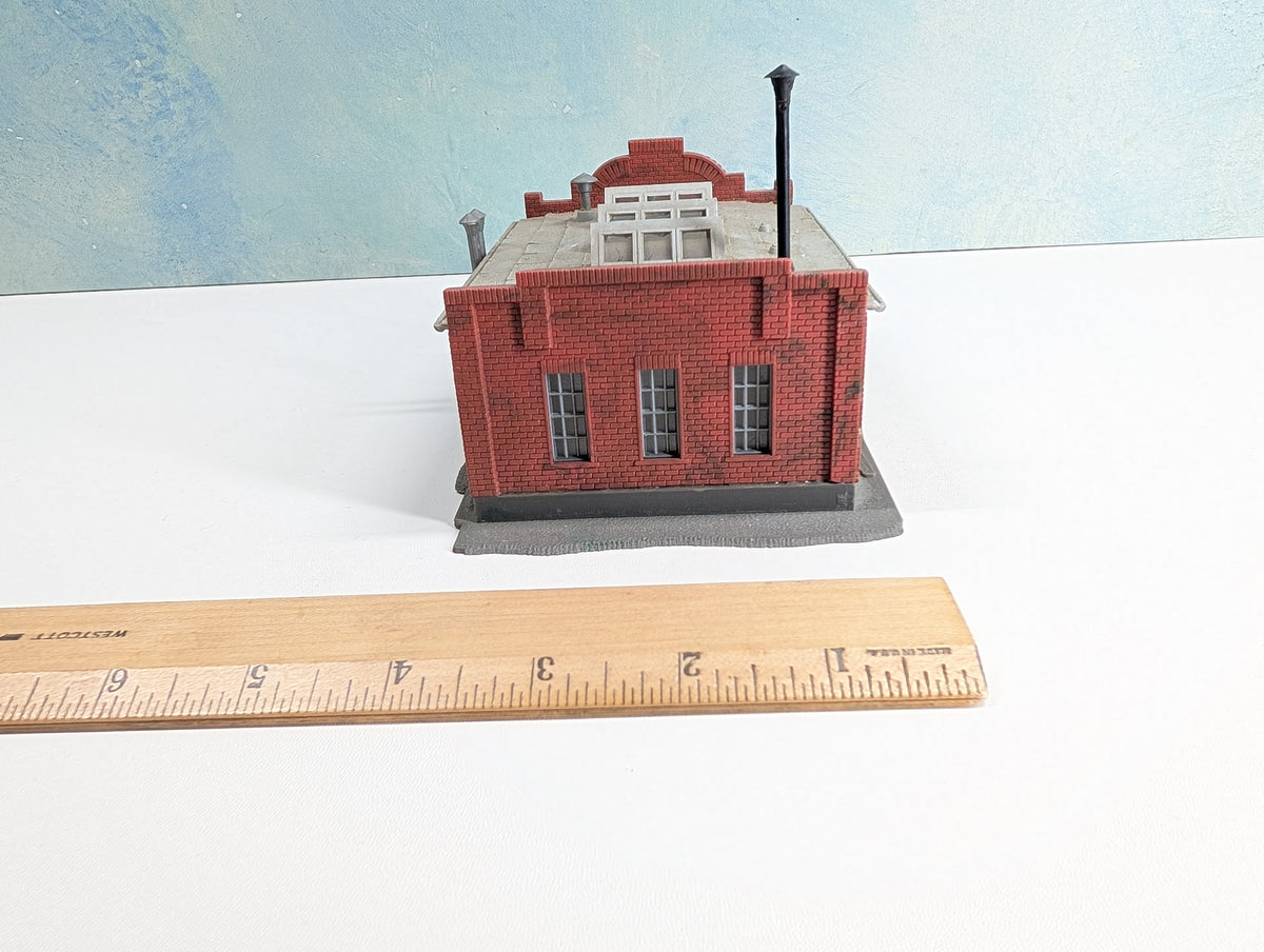 USED Pola HO Scale Brick Warehouse