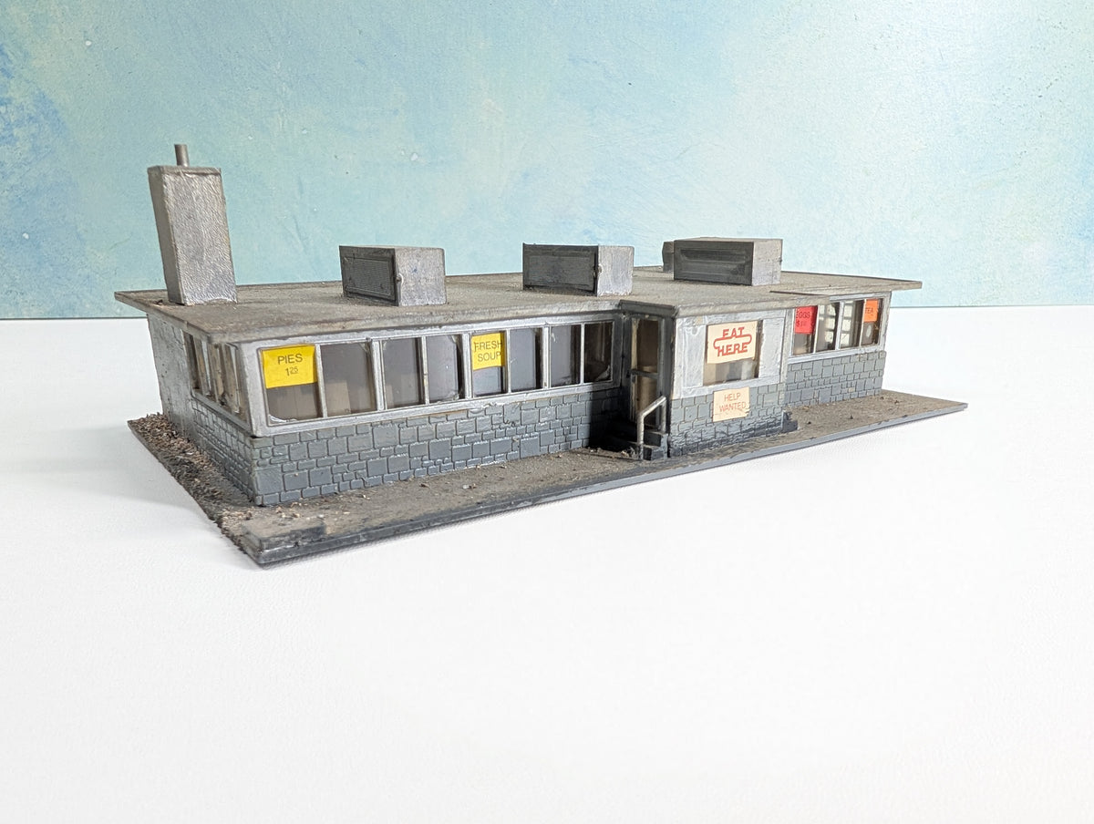 USED HO Scale Restaurant