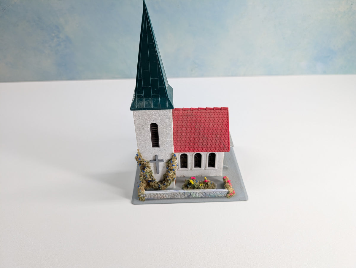 USED Hoffmann HO Scale Church