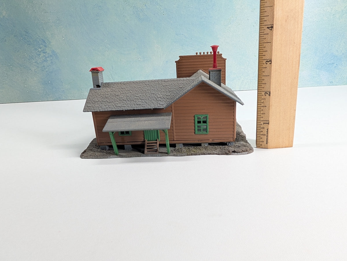 USED Tyco HO Scale Speedy Andrew's Repair Shop