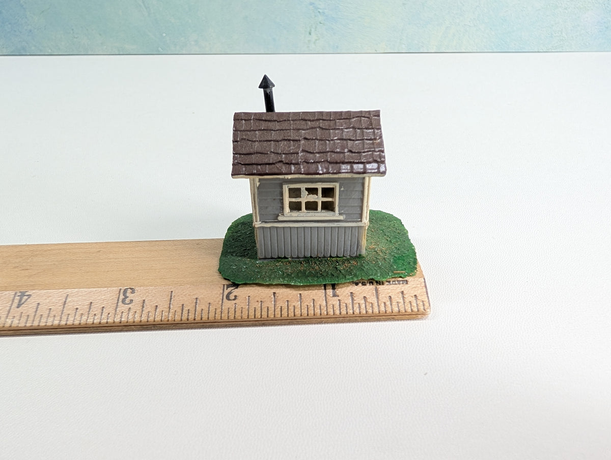 USED HO Scale Gray Outhouse
