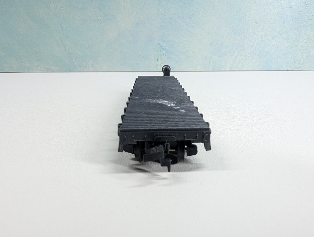 USED HO Scale 40' Flat Car Penn Central PC #82517
