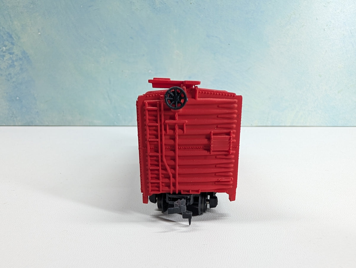 USED Lionel HO Scale 40' Box Car Southern #8702