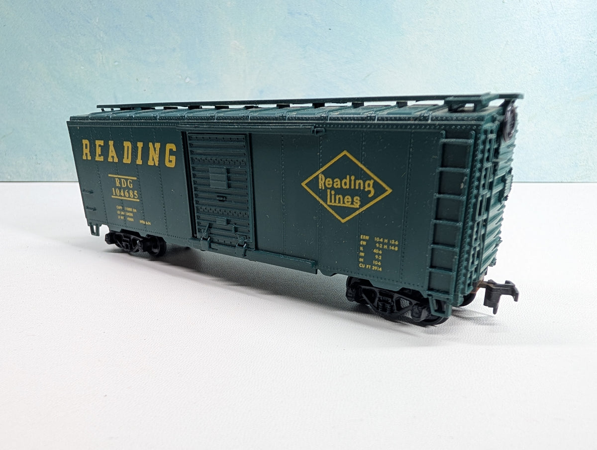 USED Athearn HO Scale 40' Box Car Reading RDG #104685