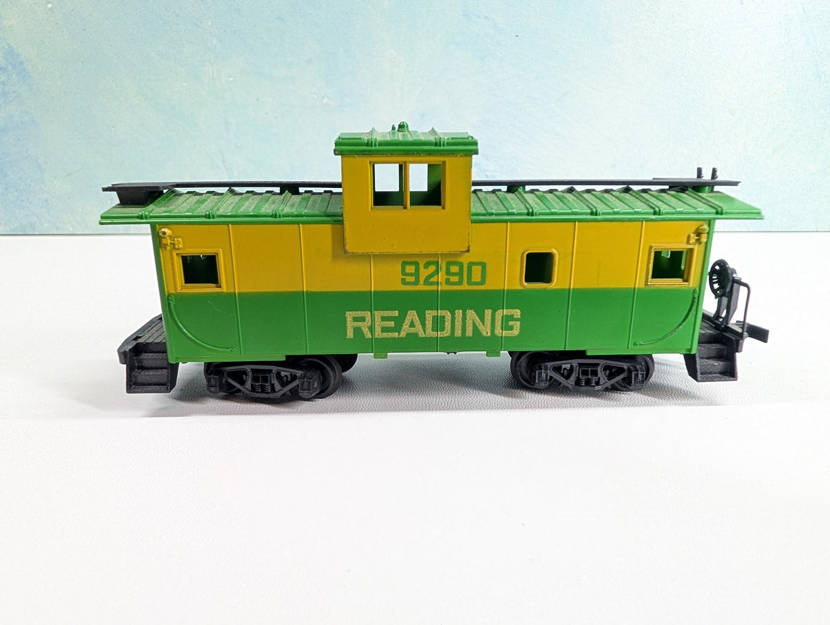 USED HO Scale Caboose Reading #9290