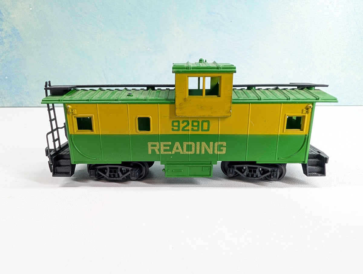 USED HO Scale Caboose Reading #9290